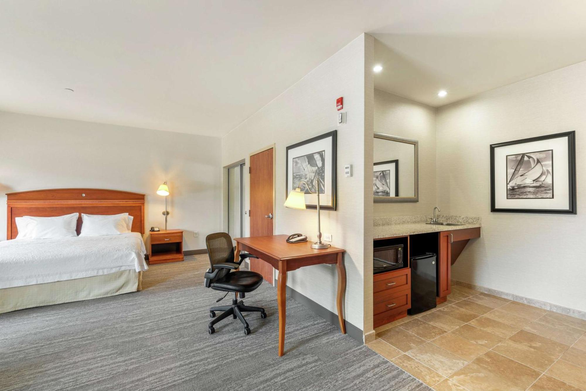 Hampton Inn & Suites Mystic Esterno foto