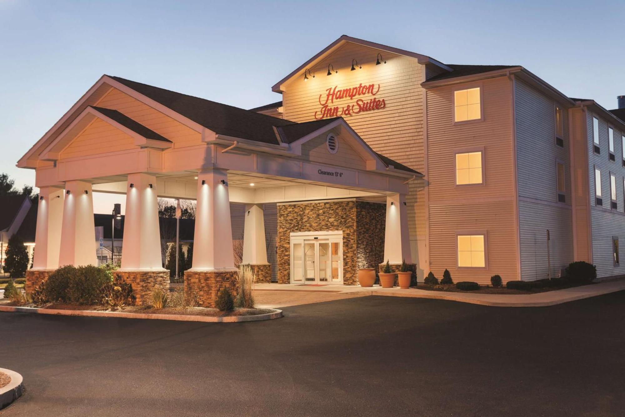 Hampton Inn & Suites Mystic Esterno foto