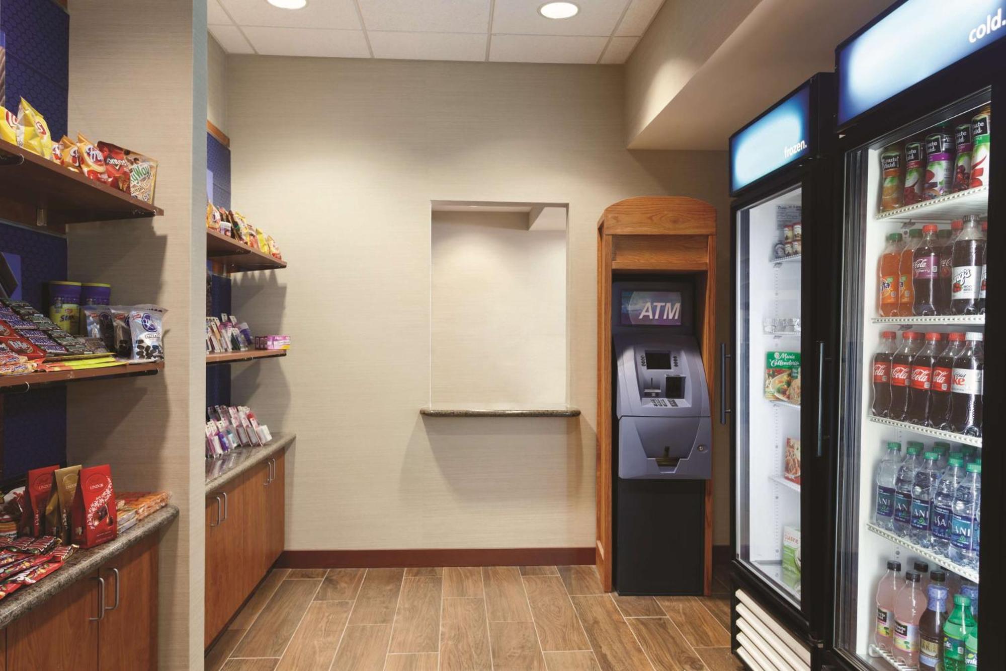 Hampton Inn & Suites Mystic Esterno foto