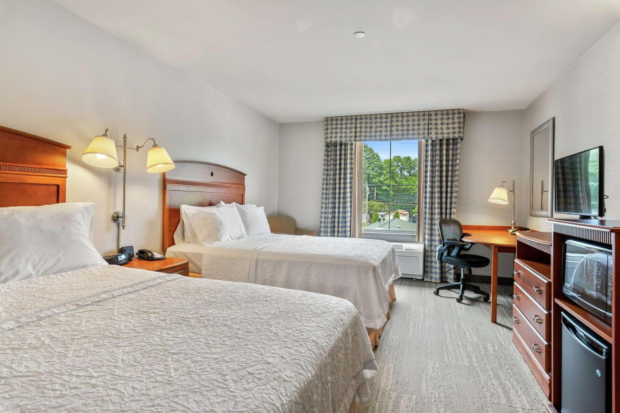 Hampton Inn & Suites Mystic Esterno foto