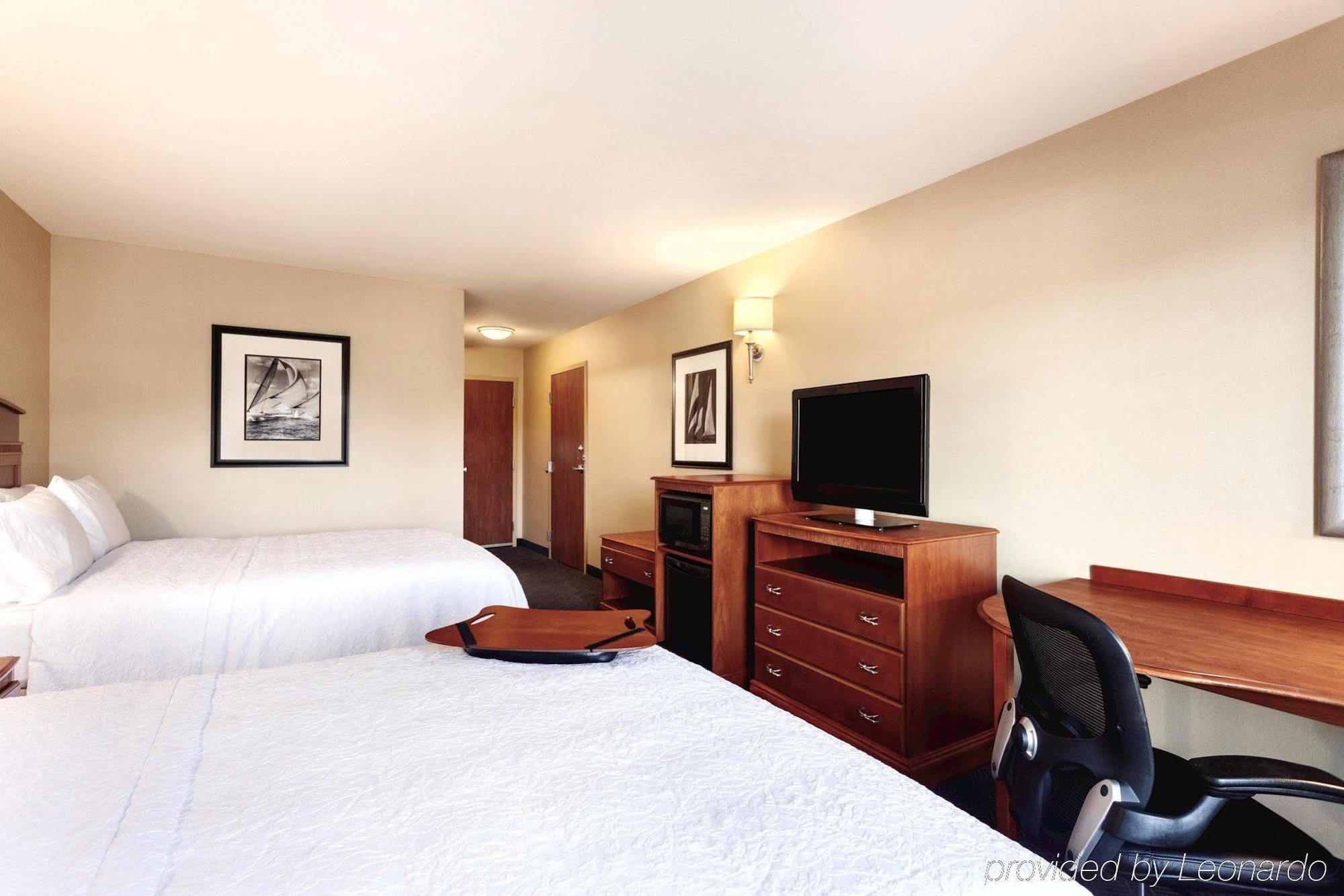 Hampton Inn & Suites Mystic Esterno foto