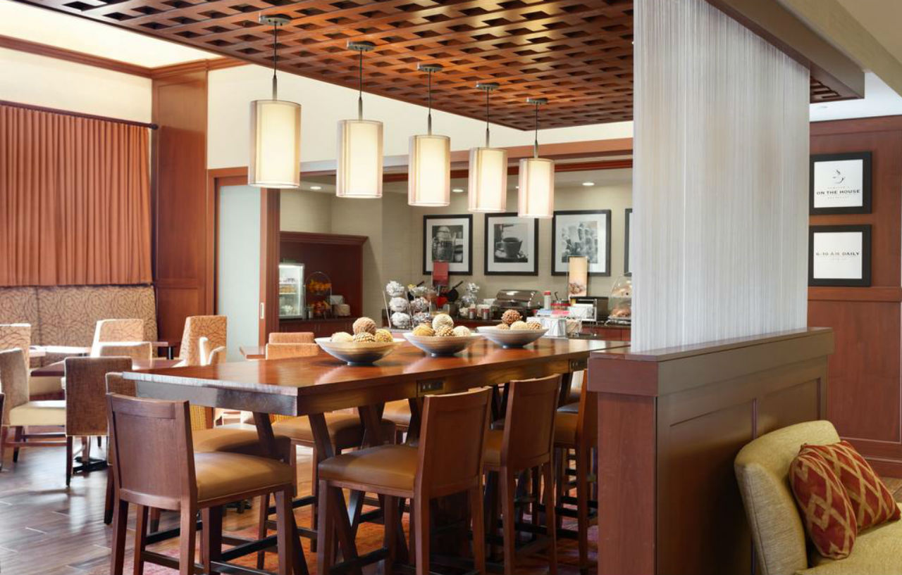 Hampton Inn & Suites Mystic Esterno foto